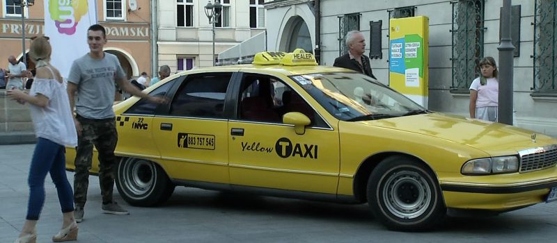 To nie taksówka, to teatr. „Ulicznicy” opanowali Gliwice.