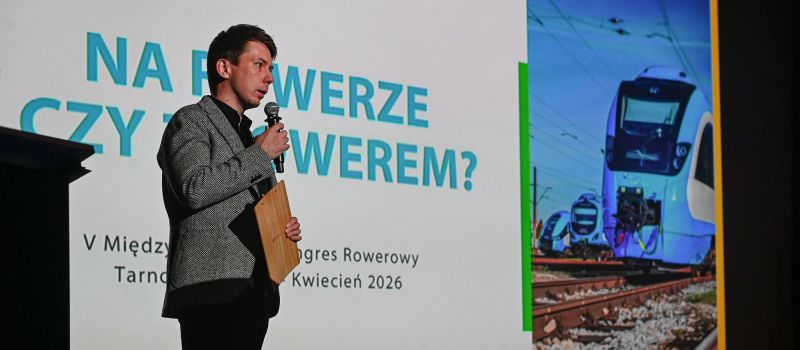 Koleje Śląskie na Kongresie rowerowym w Tarnowskich Gór...