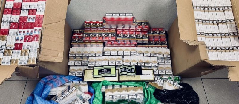 Seniorzy wpadli z lewymi papierosami i alkoholem