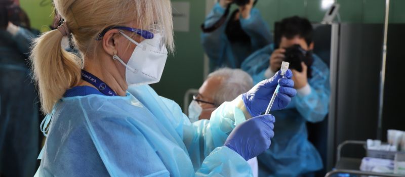 Pół tysiąca śląskich medyków zaszczepiono na COVID-19